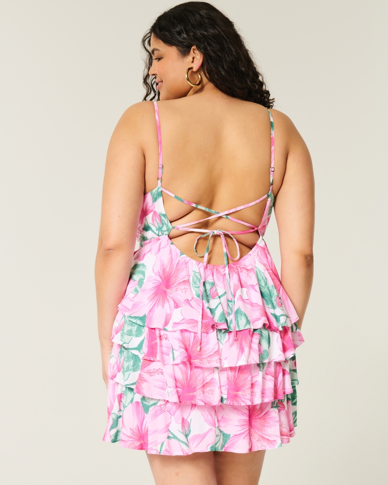mini-jumpsuit mit v-ausschnitt rüschen und lagenlook im babydoll-stil
