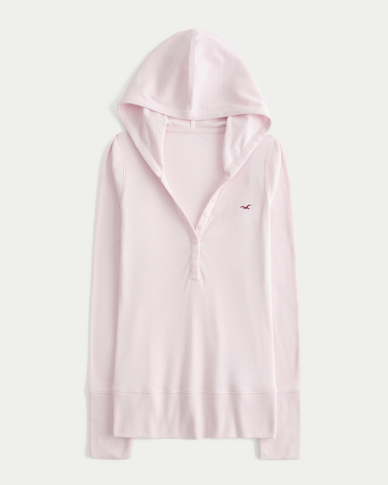 langärmeliges kapuzenshirt mit henley-kragen