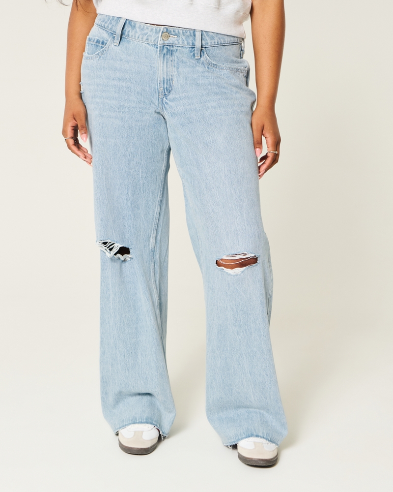 hüftig geschnittene mittelblaue jeans mit gestickten früchten und lockerer passform