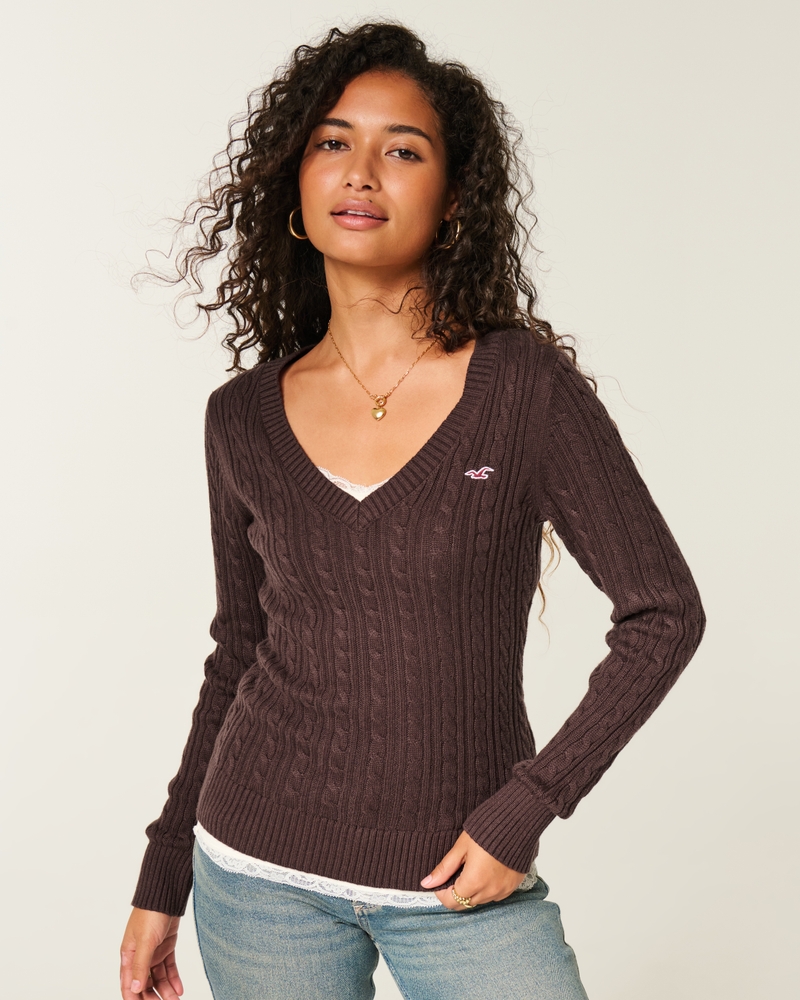 zopfmusterpullover mit v-ausschnitt
