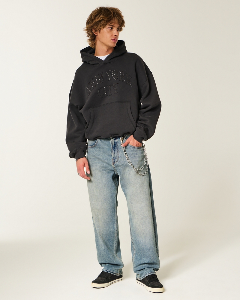 camouflage-skateboard-jeans locker sitzend malerjeans