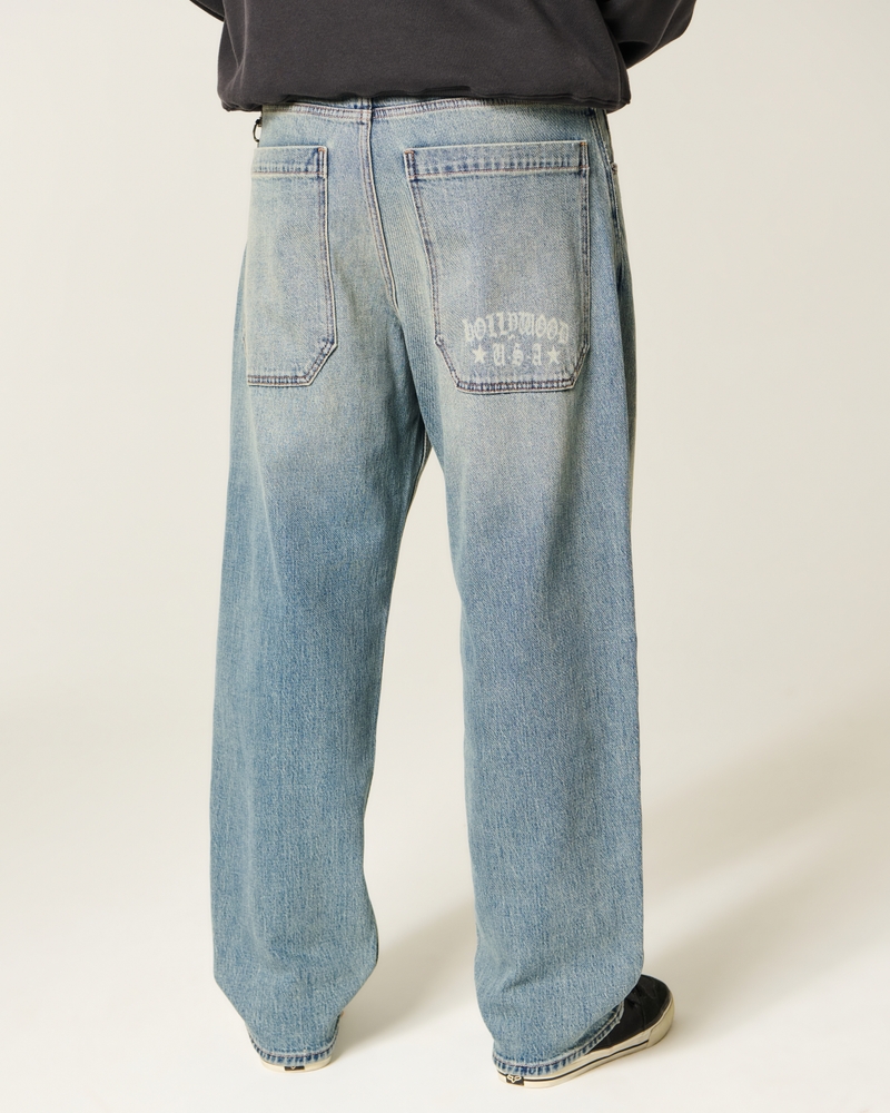 camouflage-skateboard-jeans locker sitzend malerjeans