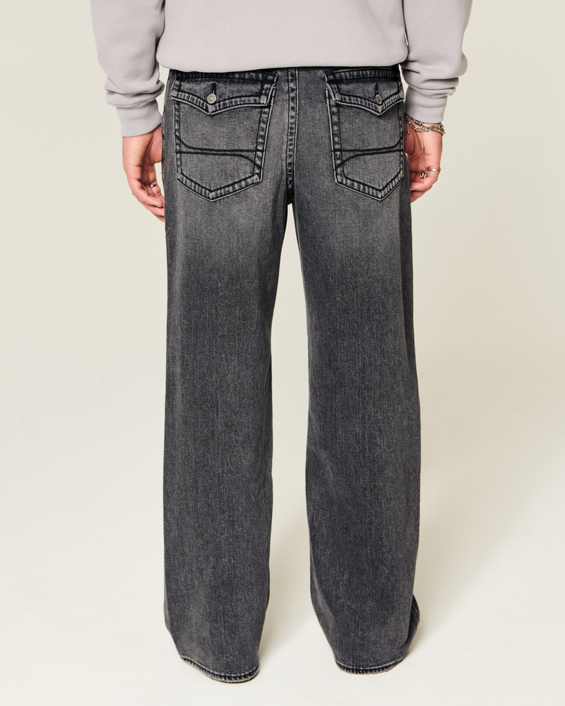bootcut-jeans mit mittelblauer aufgesetzter tasche