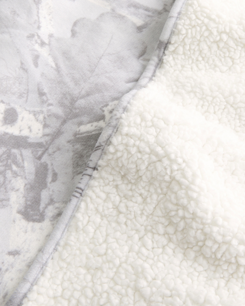 hollister feel good sherpa- und fleecedecke
