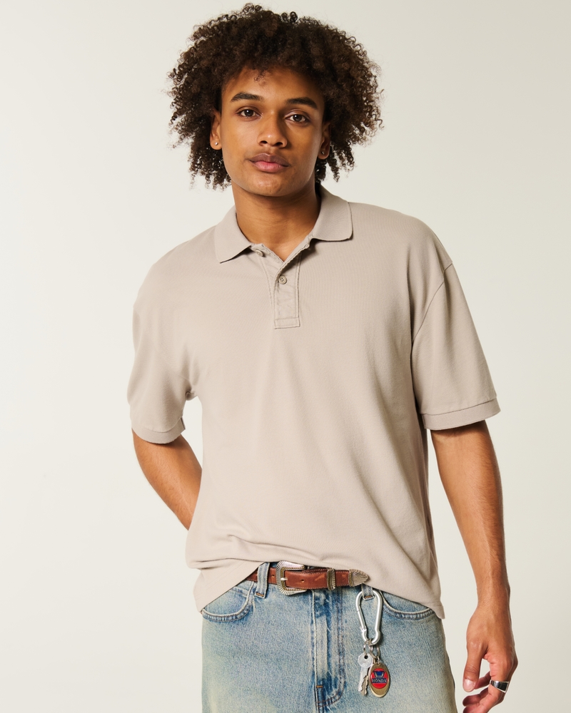 poloshirt mit quadratischem schnitt und kurzer waschung