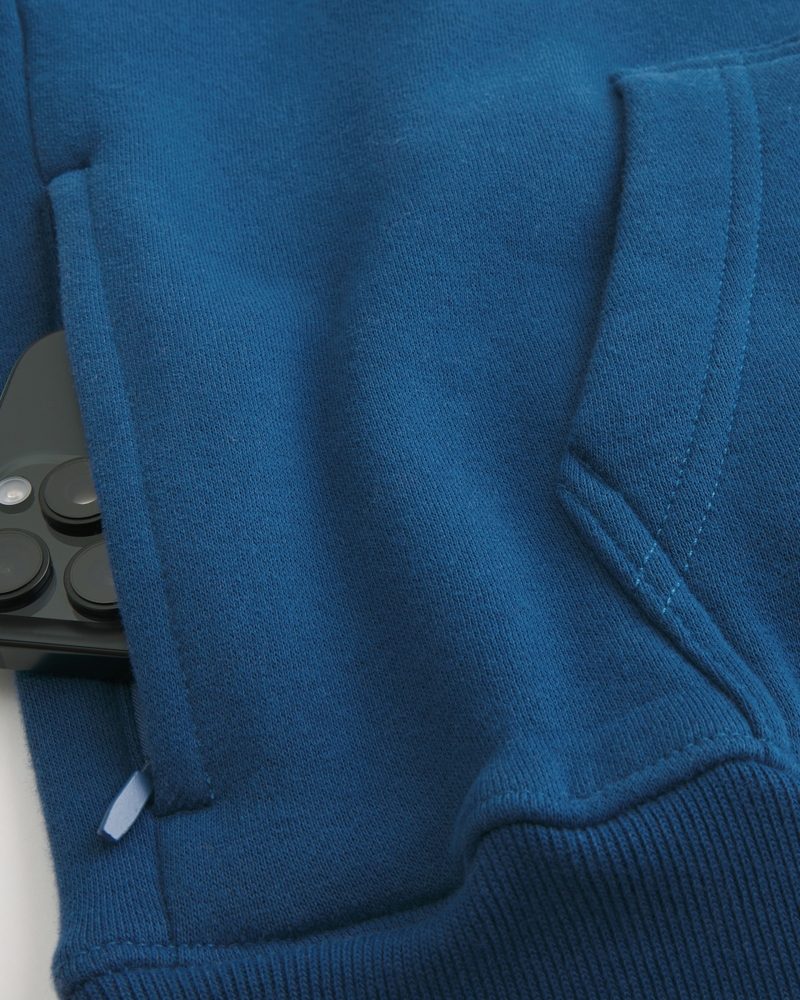 quadratisch geschnittener hoodie mit digitalmuster