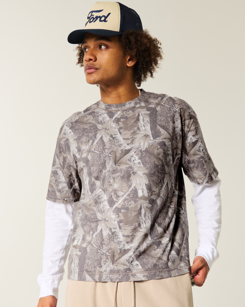 quadratisch geschnittenes kurzes robustes leopardenmuster-t-shirt mit rundhalsausschnitt
