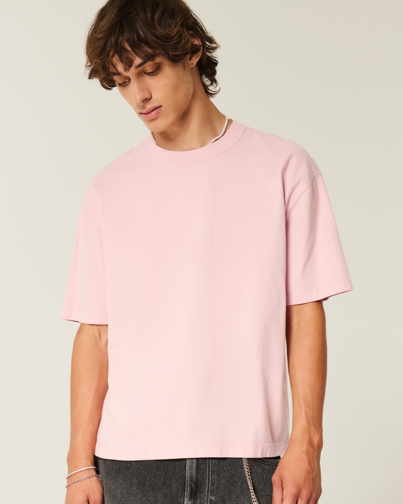 quadratisch geschnittenes kurzes robustes t-shirt mit rundhalsausschnitt