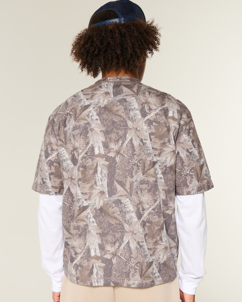 quadratisch geschnittenes kurzes robustes t-shirt mit rundhalsausschnitt