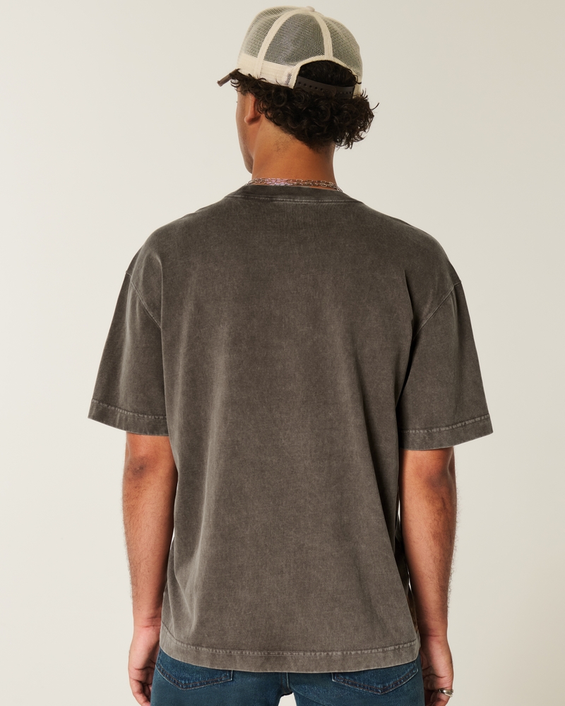 quadratisch geschnittenes schweres gewaschenes baumwoll-t-shirt mit rundhalsausschnitt