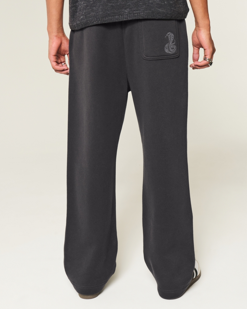 tasche mit spinnenstickerei locker sitzende jogginghose